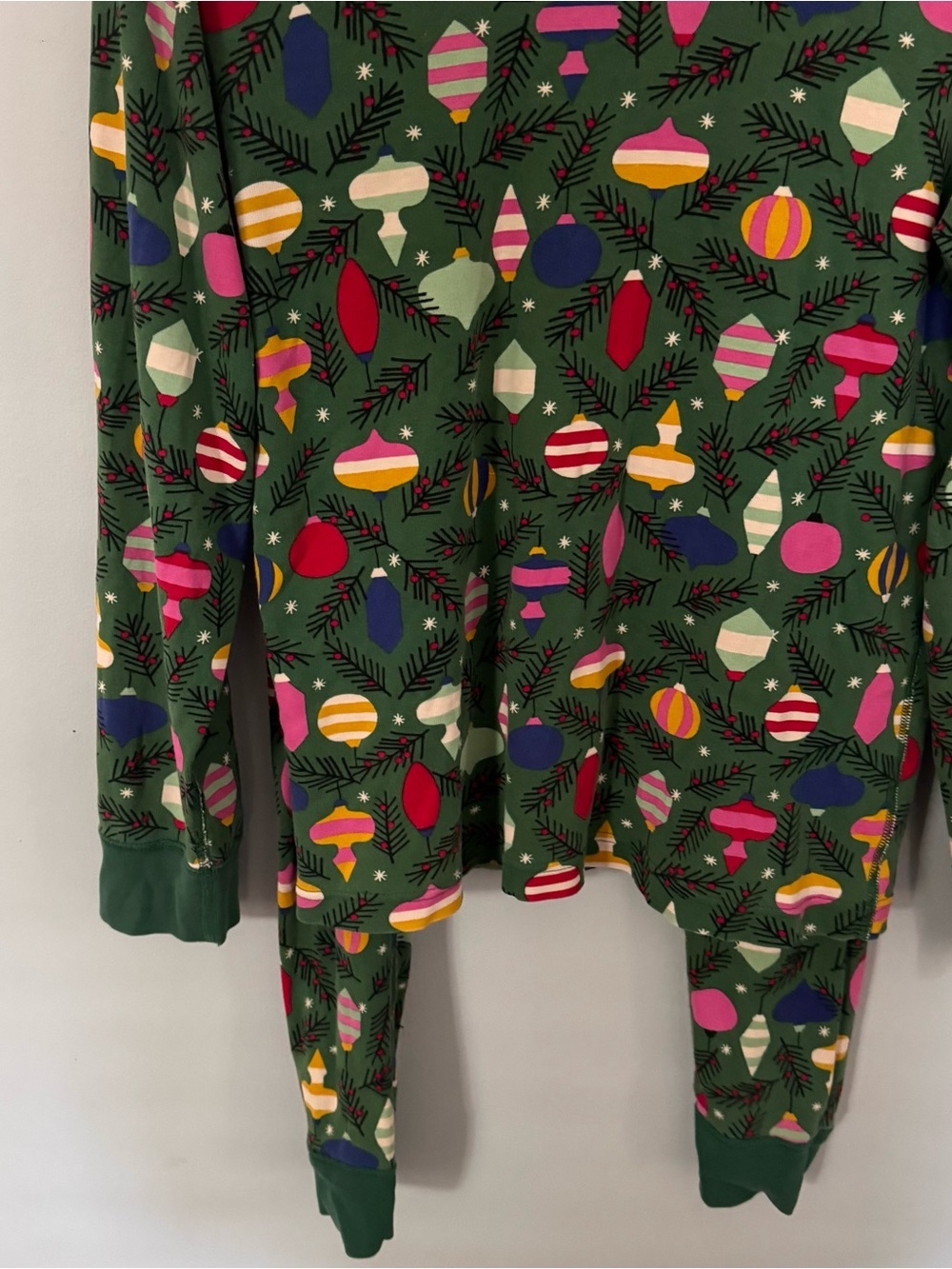 Hanna Andersson Women's Small Christmas Ornament Organic Cotton Pajama Set Green - Picture 3 of 6
